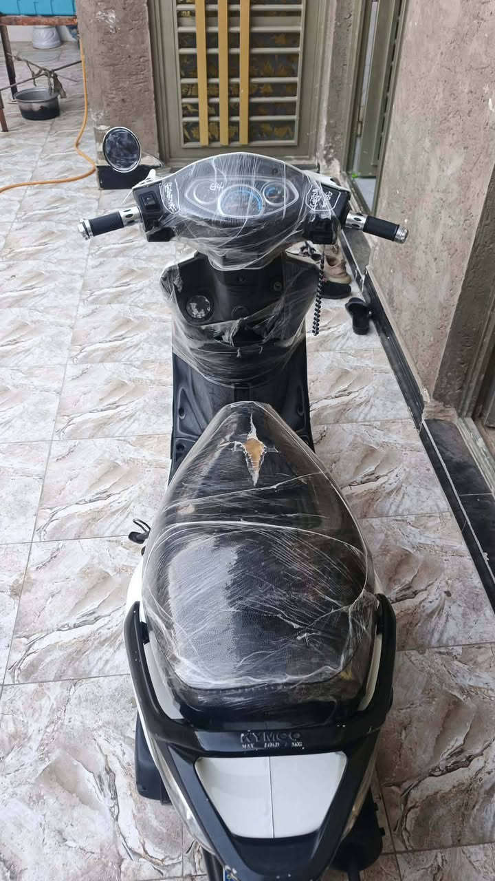 سلام عليكم دراجه كامكو جي فور للبيع دراجه مكفوله من كلشي مكينه ما مفتوحه نضافه شوفت عينك دراجه مكاني نجف رضويه ٦٥٠ وبي خير ويدلل الشراي  ***********
