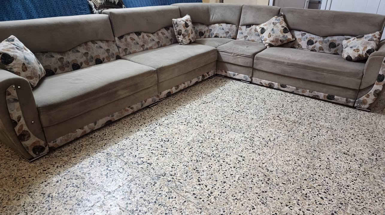 قنافات للبيع مابيهن اي عيب عنووان تلعفر حي القادسية اسعار خاص اتصال على رقم***********
