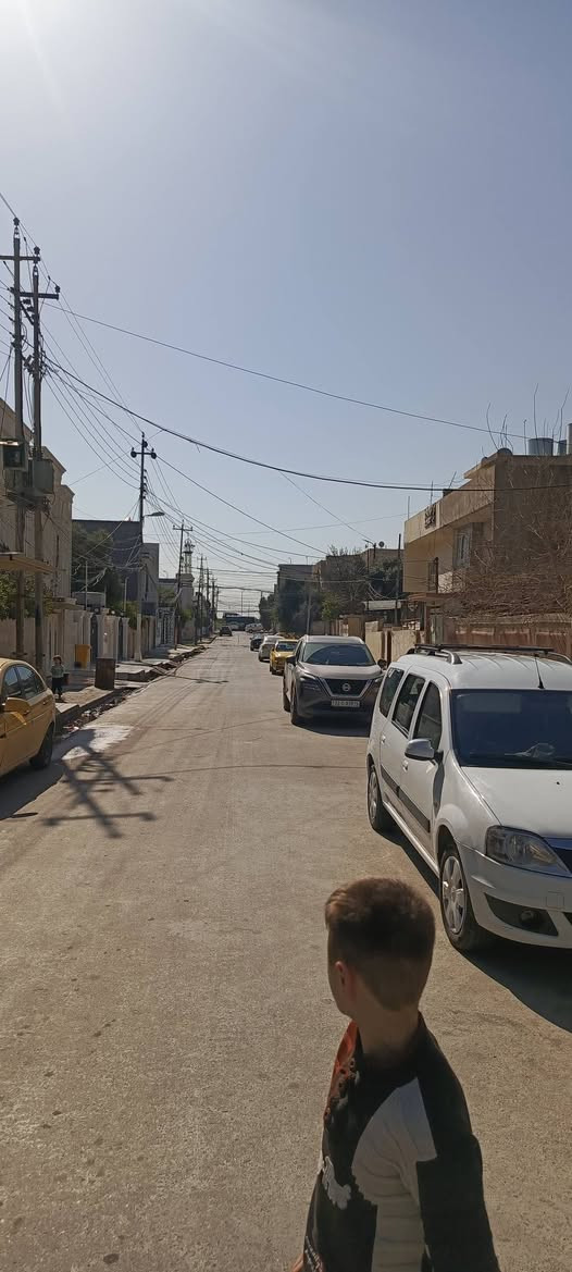 عروض مكتب اساور للعقارات
دار للبيع في حي البلديات

316 متر واجهه 16

موقع مميز جدا

شارع تبليط

البيت فارغ استلام فوري

البيت بحساب ارض

طابقين

6 غرف نوم واستقبال ومطبخ وصحيات بالطابقين وكراج

شرط التحويل

سند طابو الزهور

لمعرفه السعر اكتب تم ليصلك على الخاص

للاستفسار زياره المكتب سايدين البحرين مقابل مطعم احمد الحاج صلاح

***********

***********
