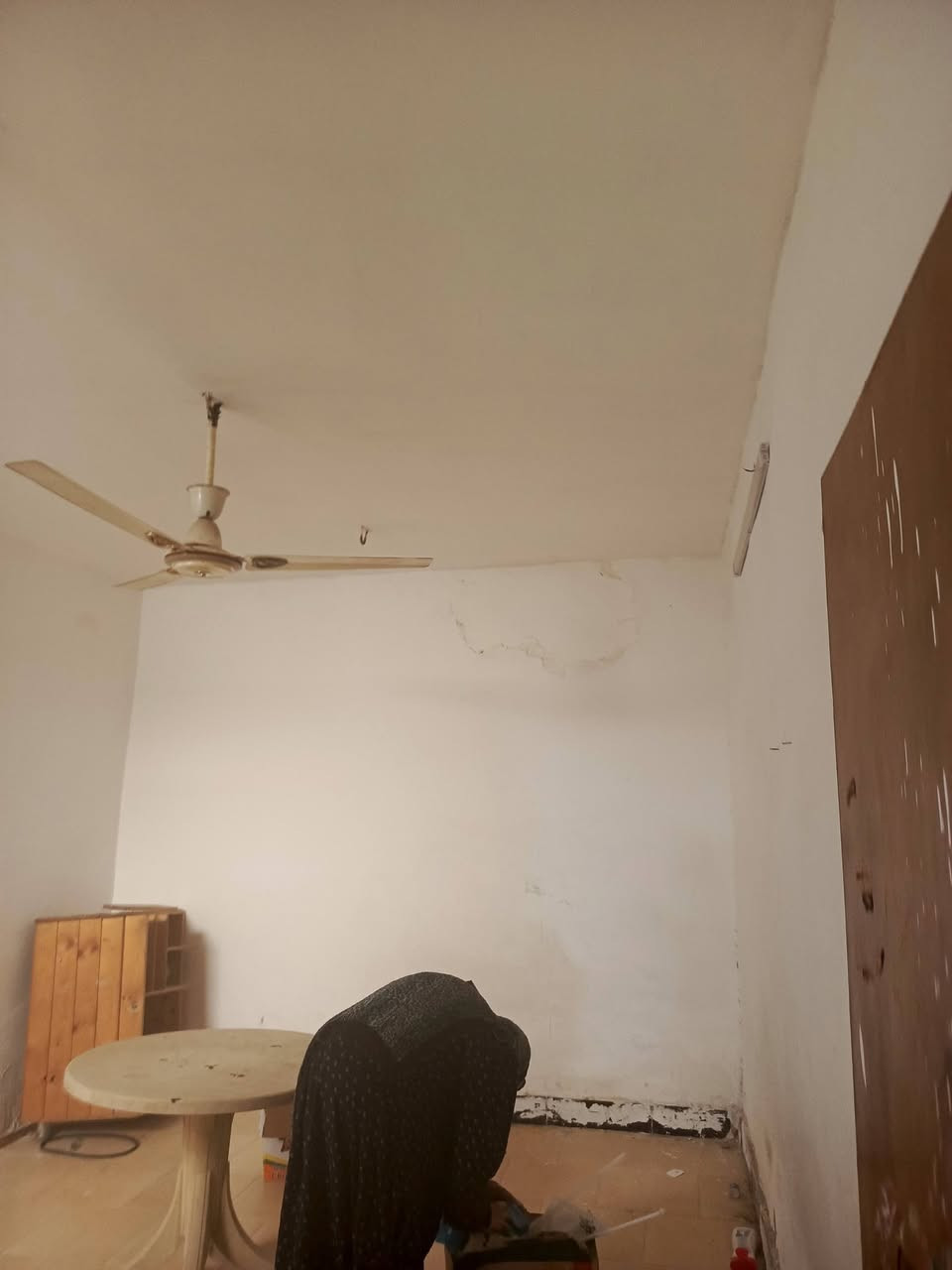 مشتمل للبيع مساحته 75م طابق واحد بداية شارع ابو سمير منطقة كاملة الخدمات السعر 53 وبي مجال قليل الاتصال على الرقم ***********
