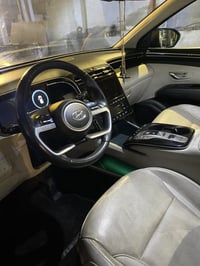 توسان برستيج • ٢٠٢٣ • ماشية ٢٧٠٠٠ كم