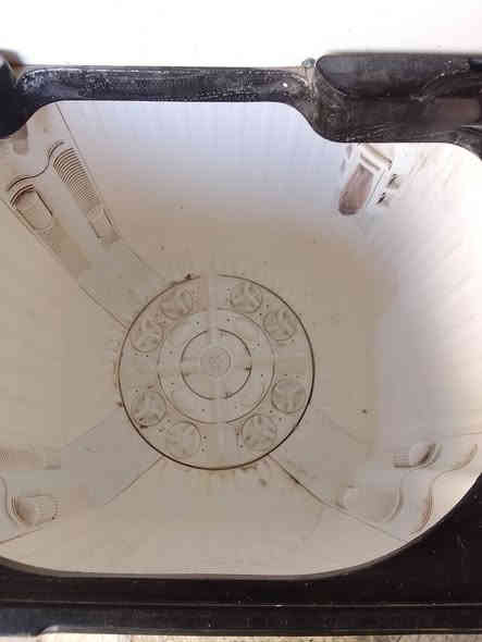 غساله نظيفه للبيع كله شغاله اي نقص ما بيه حجم كبير حي الامير مقابل فرن الصمون.    ***********.
