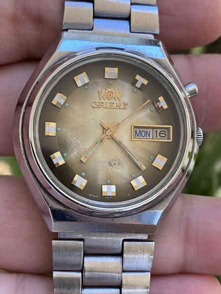 السلام عليكم 
مجموعة من القطع اليابانية 
اورينت 
ستزن 
سايكو 
اتوماتيك 
الوان مميزة
نظافة تامة
تعمل بكفاءة عالية 
ستانلس ستيل بالكامل 
بلادية بالكامل 
البيع جملة ومفرد 
يوجد توصيل لجميع  المحافظات 
***********
