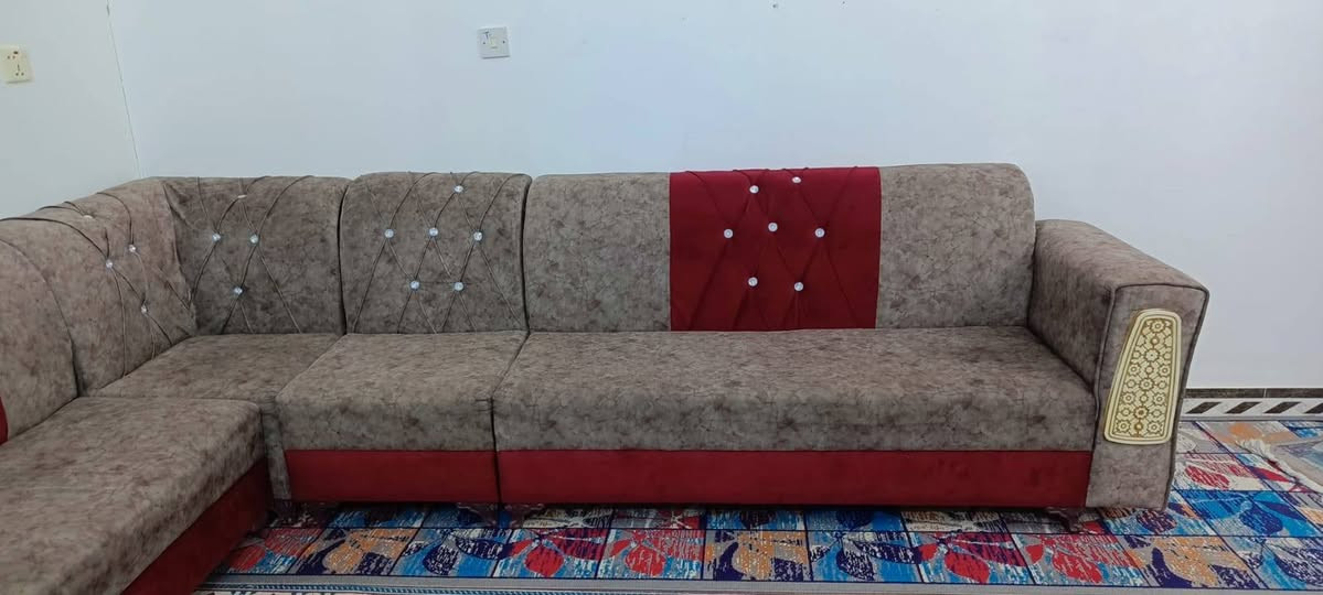 للبيع ديوان 10 مقاعد استخدام قليل مابي اي ضرر
السعر 250 العنوان حي النصرقرب القوس يوجد خدمة توصيل للاستفسار ***********
