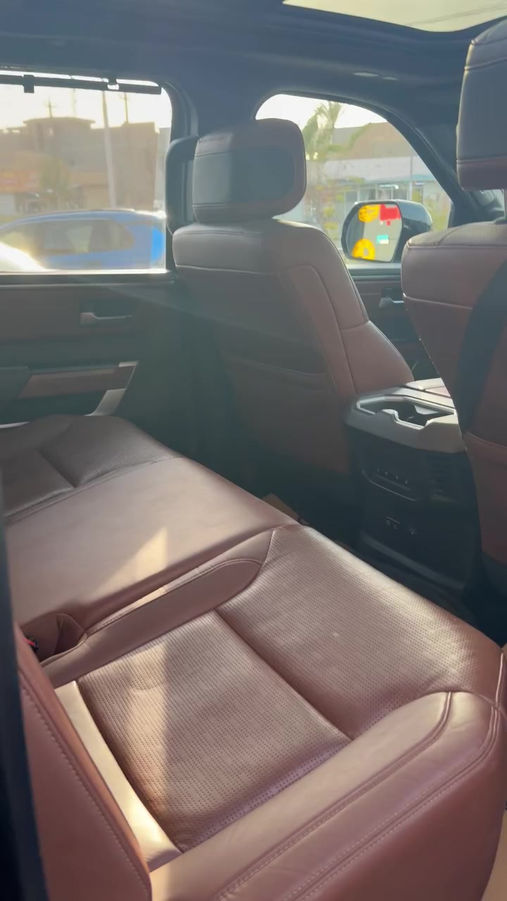 تيوتا تاندرا للبيع  موديل 2023 
ماشي 77.000 كم
فول مواصفات كابستون  1794 معروفه مواصفاتهة جوبلسات ضربتهة من وره بالجاملغ الايمن مال بدي مغلفه جاهزه 
***********
