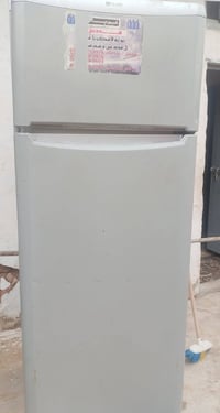 ثلاجه ٢٠ قدم • ما بيها عيوب • النبي يونس