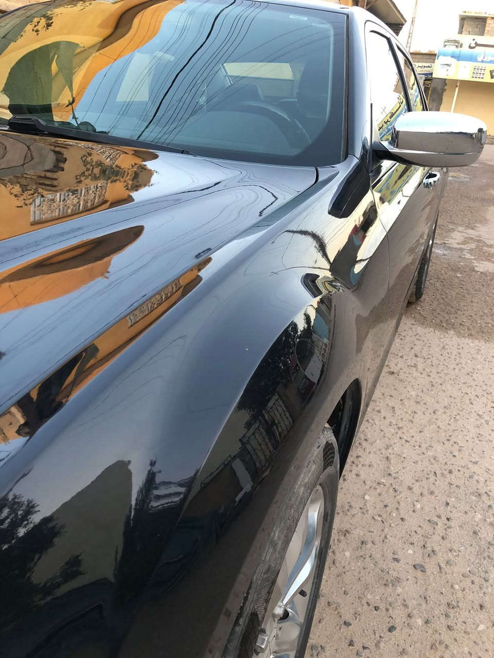 اوباما ادوات موديل ١٦ سيارة فول واحد على واحد فتحتين بالسقف وبرده خلفيه كشنات تدفئه تبريد…جاهزه تخم تاير حداده كير محرك كفاله 
سيارة كلش حلوه وجاهزه بالعافيه ع ياخذه *********** 
السعر ١١٥ بيه مجال قليل لشراي
