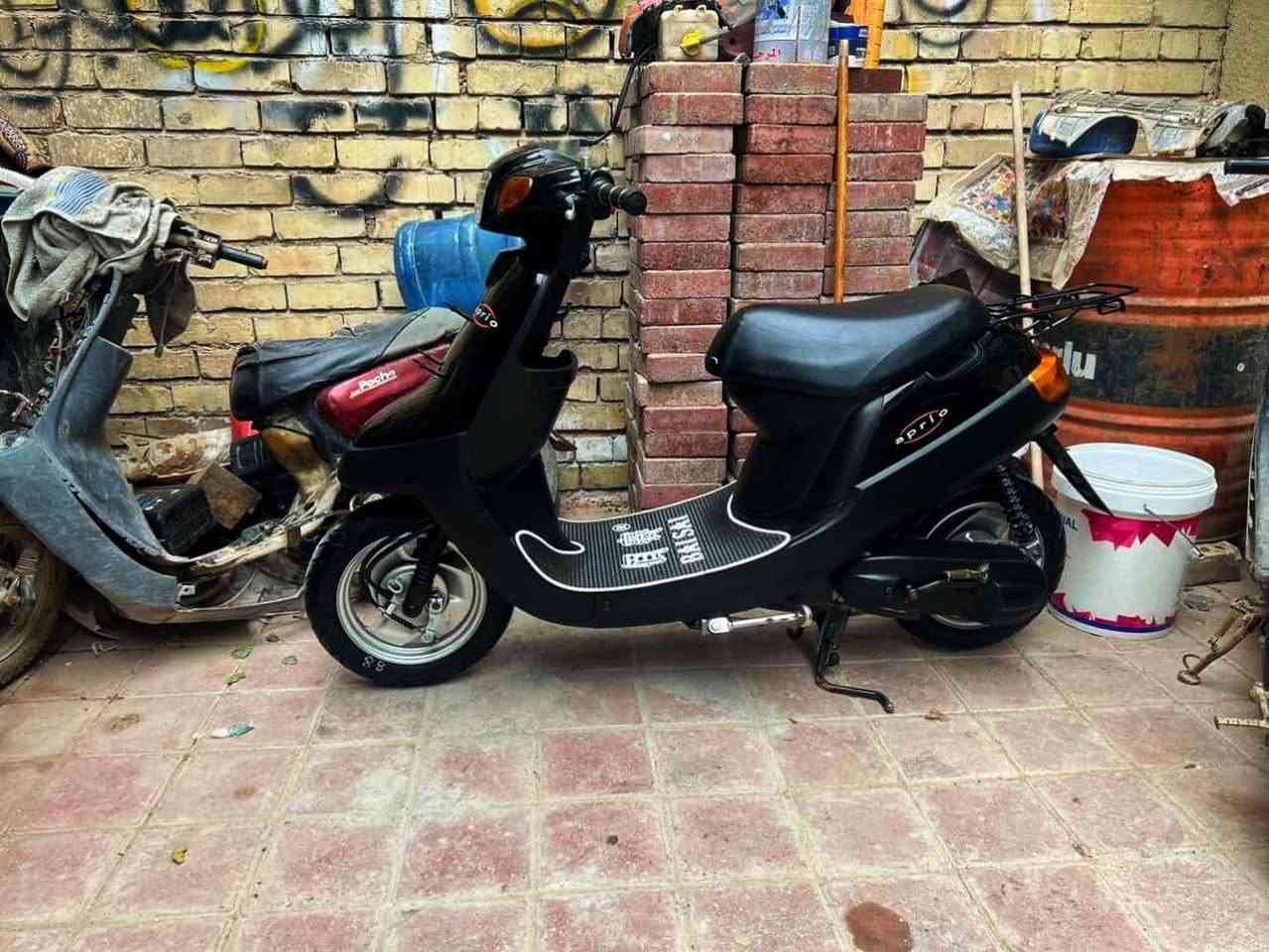 دراجه بطه للبيع
موديل2003✨
الدراجه جديده جديده حاويه 
***********
عباس احمد
