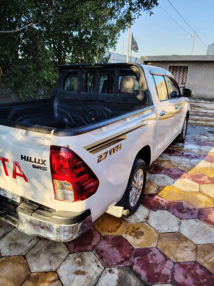 سلام عليكم
البيع هايلوكس ساز
مديل /٢٠١٦ كفاله من ضره ول حادث 
مواصفات /كير اوتوماتيك كامره تبريد قطعتين تدفئه
رقم /مثنى سنويه ل28
سعر 230وبيها مجال
مكاني الديوانيه
رقم تليفون 📞 /***********
