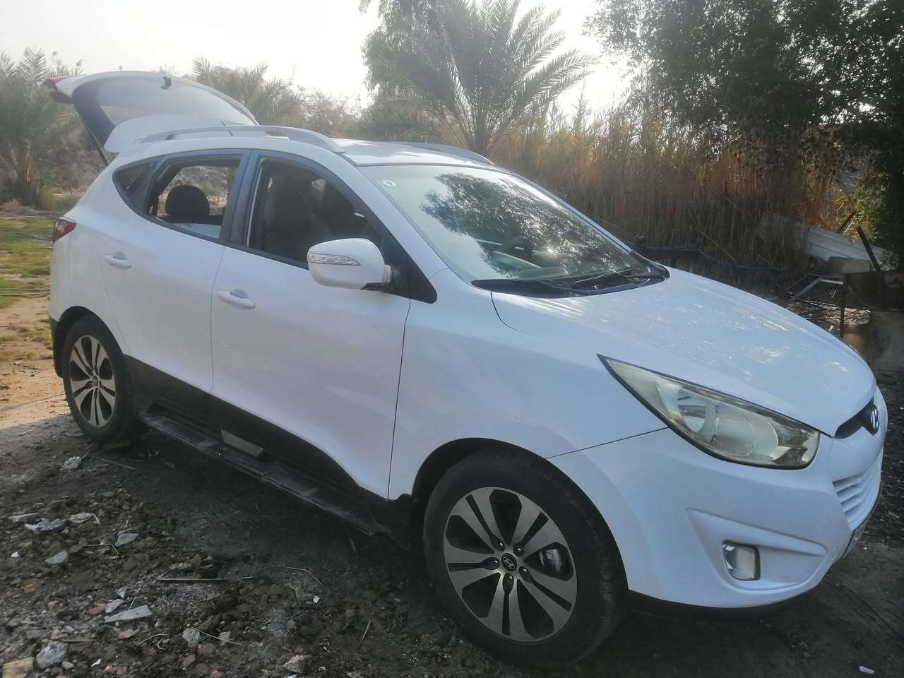 السلام عليكم ورحمة الله وبركاته
توكسان ٢٠١٣ خليجي رقم بغداد انكليزي تحويل مباشر بيهه صبغ بالجاملغ الخلفي فقط وبدون دواخل السعر ١٤٢ وبيهه مجال قليل للاتصال *********** مكان السياره بغداد قضاء المحموديه
