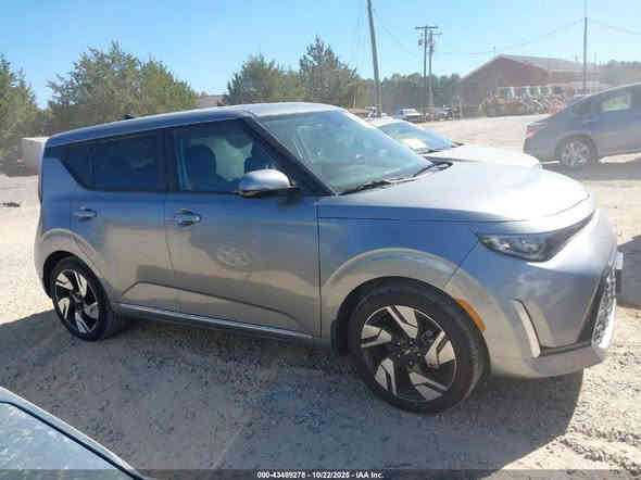نـوع السيارة: 2025 Kia Soul Gt-Line
تاريـخ ألمـزاد🕰️: الاثنين 2025/11/24
سعـر ألسـيارة💵 : ألسعر حسب المزاد
حجم ألمحــرك: 4 سلندر 2.0L
ألمـواصفـات: حـسـب الصور المـرفـقـة 
———————————————
ألـشـحــن🚢:
1- بألامــكان ألشحــن من جمـيـع ألولايـات ألامريكــية والكــندية ألـى ألعــراق مباشــر ودبــي
2-تخليص كمركي من ميناء ام قصر
3-يوجـد تخليـص كمركـي ألـى أقليـم كردستـان
4- شحن مباشر الى عمان (الحرة)
———————————————
للـمـزيــد من ألمـعـلـومـات☎️📞
ألاتـصـال عـلى ألارقـام التـاليـة
📞  ***********
📞  ***********
———————————————
كروب خاص بيع وشراء كتب مؤسسة الشهداء👇
‏https://www.facebook.com/share/g/19okrVANXZ/?mibextid=wwXIfr
———————————————
مجموعة واتساب👇
‏https://chat.whatsapp.com/GE2KdHQP3eM4YTrcvdPrEY
———————————————
‏Tik Tok👇👇تيك توك
‏https://www.tiktok.com/@al_bakhera?t=8qGOLioZlVE&_r=1
———————————————
ألـفـرع ألاول📍: بغداد  ألسيدية  ألاعلام  شارع البداله
ألـفـرع ألـثانـي📍: ألأمارات العربية المتحدة - الشارقة - الصناعية 4
