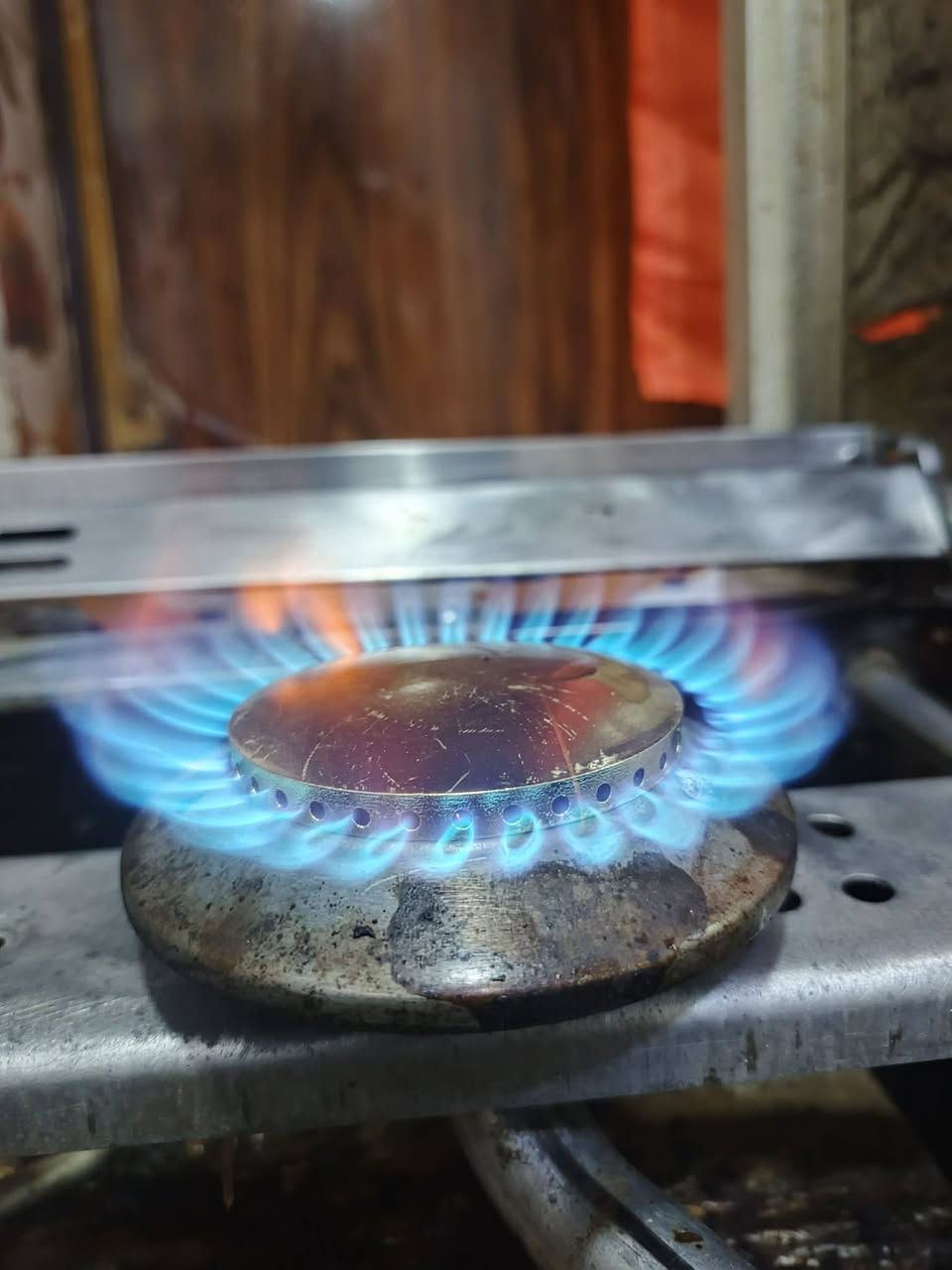 السلام عليكم متابعينا ورشة ابا الحسن*********** 
صيانة طباخات تصليح وتنظيف جميع انواع طباخات الحديثه والقديمه صيانة موقعيه الكرخ والرصافه    متواجدين على طيله ايام الاسبوع 
نتصلو وبل خدمه ***********📞❤️/ واتساب
