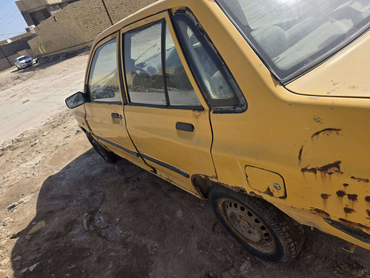 السلام عليكم سايبا ٢٠١٢ رقم ذي قار احمر محرك كير جديد على وضع شركه سنويه ضايعه ماندل راعيها مكانها ناصرية ابيع كوم حديد السعر ٩ ورقات بيها مجال قليل ***********
