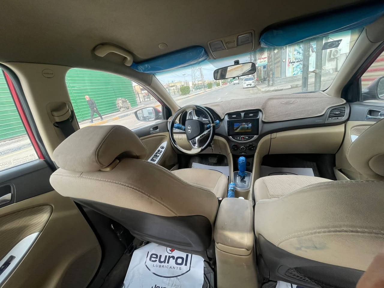 مكلف بلنشر غير متواجد فيس فقط واتساب
الاسم/ أكسنت
الموديل / 2012 
اللون / احمر غير محدد 
المحرك/ جي دي اي 
المواصفات / المحرك والكير والتبريد والتدفئة والكهربائيات كلها شغاله وفول مابيه اي شي مبدل 
بيهه تكحيلات البنيد بيه تكحيل وصبغ 
السياره مابيهه اي نقص من كل النواحي 

السعر 95 ورقه وبيهه مجال للطيبين
مكاني الدورة ابو دشير
 
واتساب متوافر 
0770 392 5968
