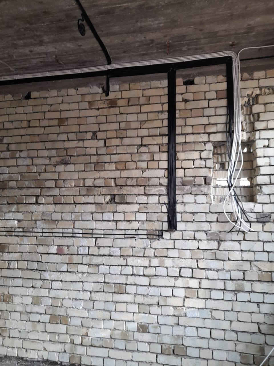 تاسيس كهرباء عام . ***********
***********
