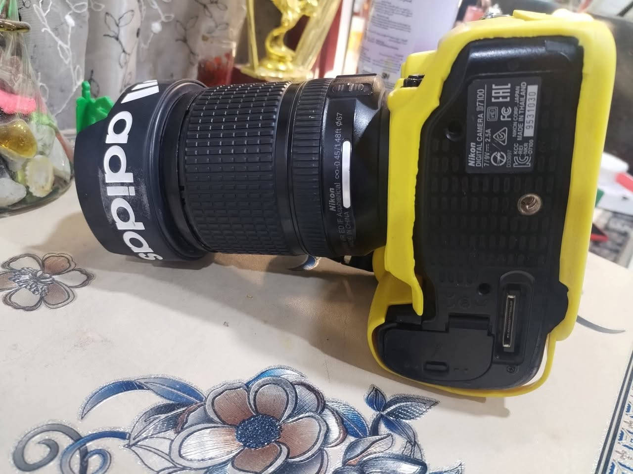 السلام عليكم كامرة للبيع نيكون دي 71000 وياها زوم 18-140 وجلاتين ورام واستاند تصوير وبطارية وشاحنه السعر 500 وبيها مجال مكاني حلة ويوجد توصيل


**إذا كنت صاحب هذا الإعلان وتريد حذفه لأي سبب، رجاءا أرسل رسالة إلى الدعم الفني**