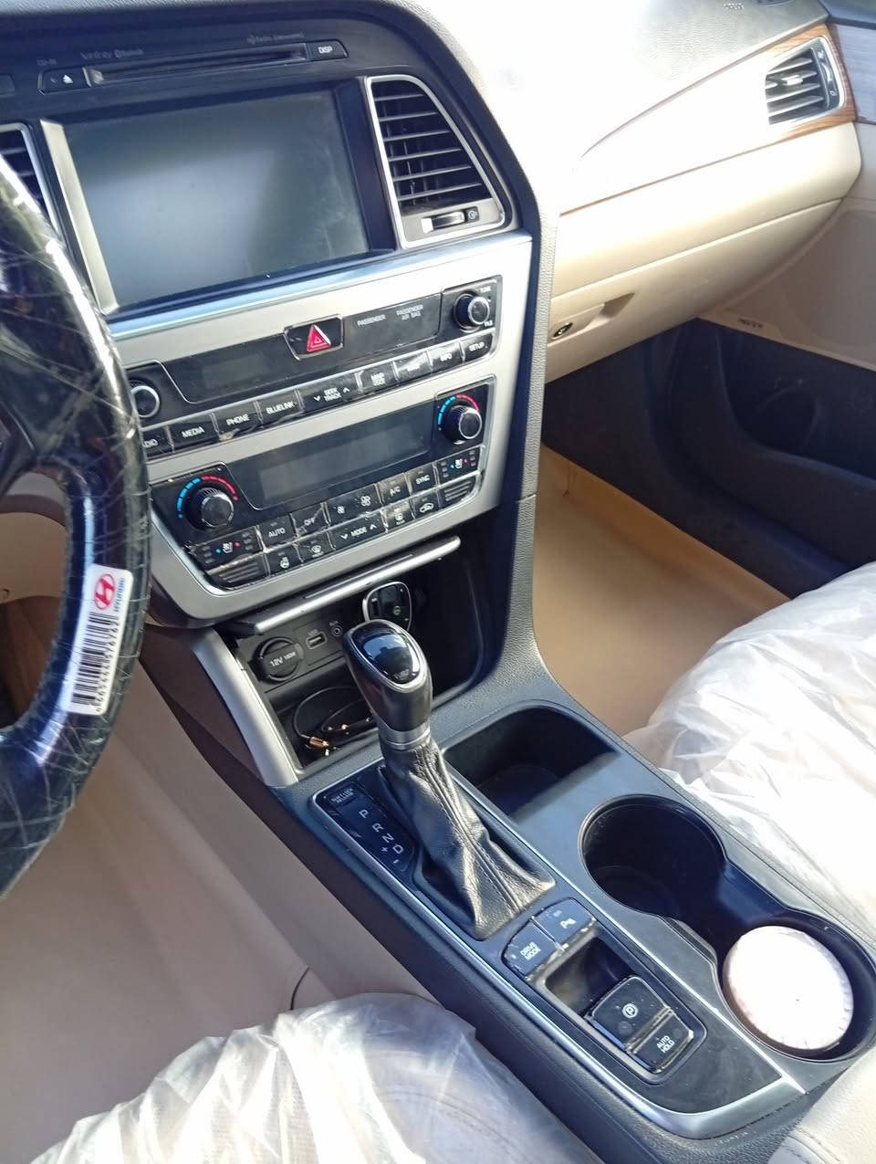 اللهم صل على محمد وال محمد سوناته للبيع15لمتد فول مواصفات 1على1رقم واسط دولي باسمي  مكان السياره واسط الكوت مركز مدينه السعر 140للاتصال***********
