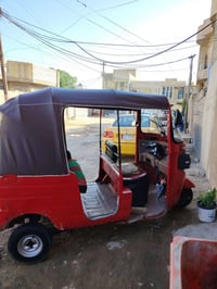 تكتك للبيع موديل ٢٠١٨ بسمي التحويل ثانيوم مابيهة  نقص كلشي شغال كهربائ...