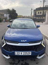 كيا سبورتج 2025  ماشيه 7  محرك 2500  حادثه فقط بنيد وبدون اي داخل  الم...