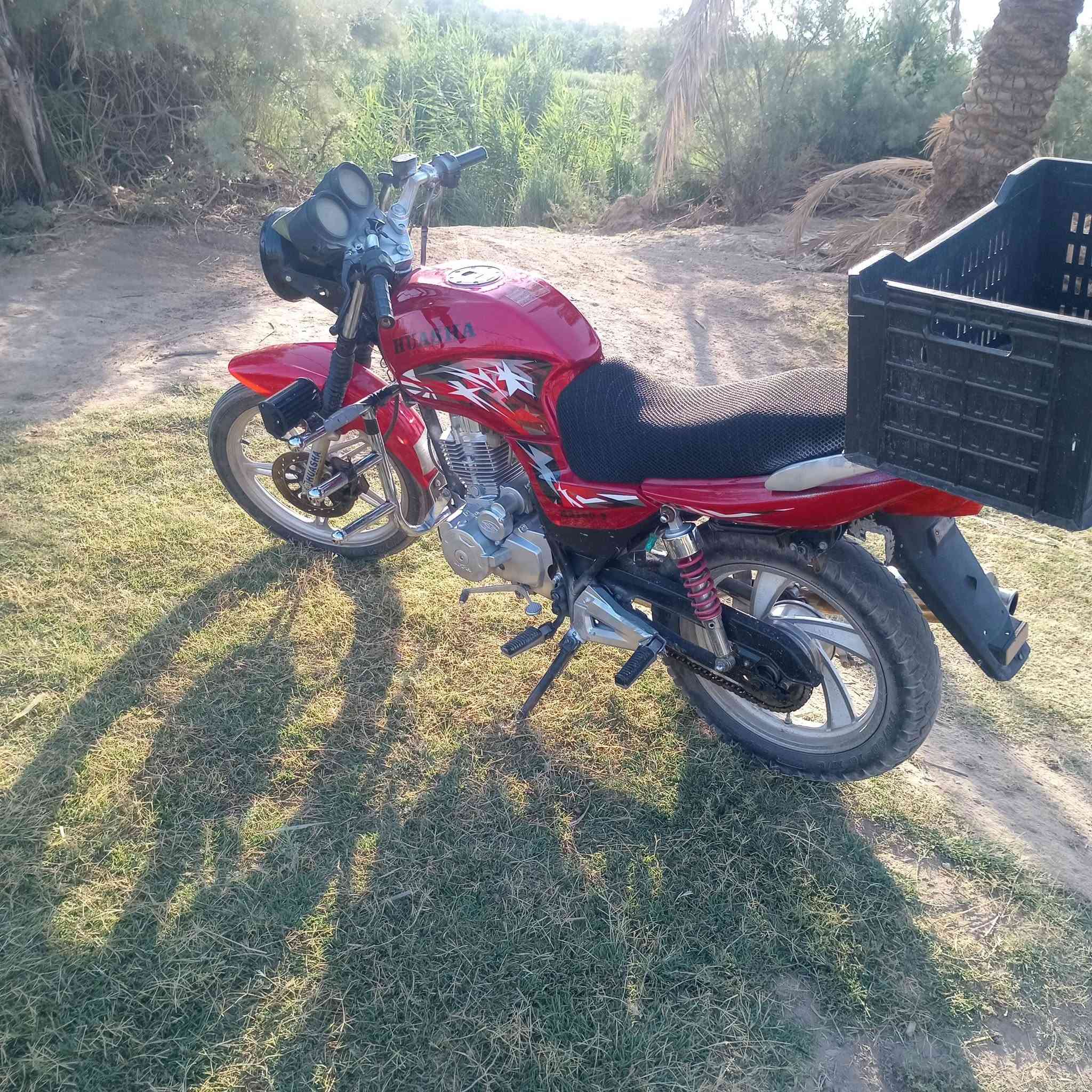 هايووشه للبيع موديل ٢٠١٧ نضافه خير من الله السعر ٤٥٠ للإستفسار الاتصال على الرقم *********** المكان هيت
