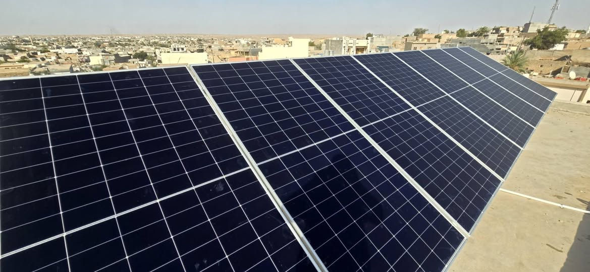 #جلولاء_الوحده

تم بحمدالله تنصيب منظومة طاقة شمسية
 بقدرة 20 امبير نهاري و 16امبير ليلي 
الواح بقدرة645w Hi-Mo X10 شركة لونجي ضمان 15 سنة
انفيرتر felicity 6Kw ضمان سنتين استبدال 
بطارية ليثيوم 17.5kw  شركة felicity ضمان 5سنوات استبدال 
صيانة لمدة سنة مجانية
للاستفسار الاتصال:-
***********
***********
***********
***********
المركز الذهبي-Golden Center 

#ألواح_شمسية #توليد_الكهرباء #نظام_كهروضوئي #مستقبل_الطاقة
#طاقة_شمسية #طاقة_متجددة #استدامة #بيئة_نظيفة

