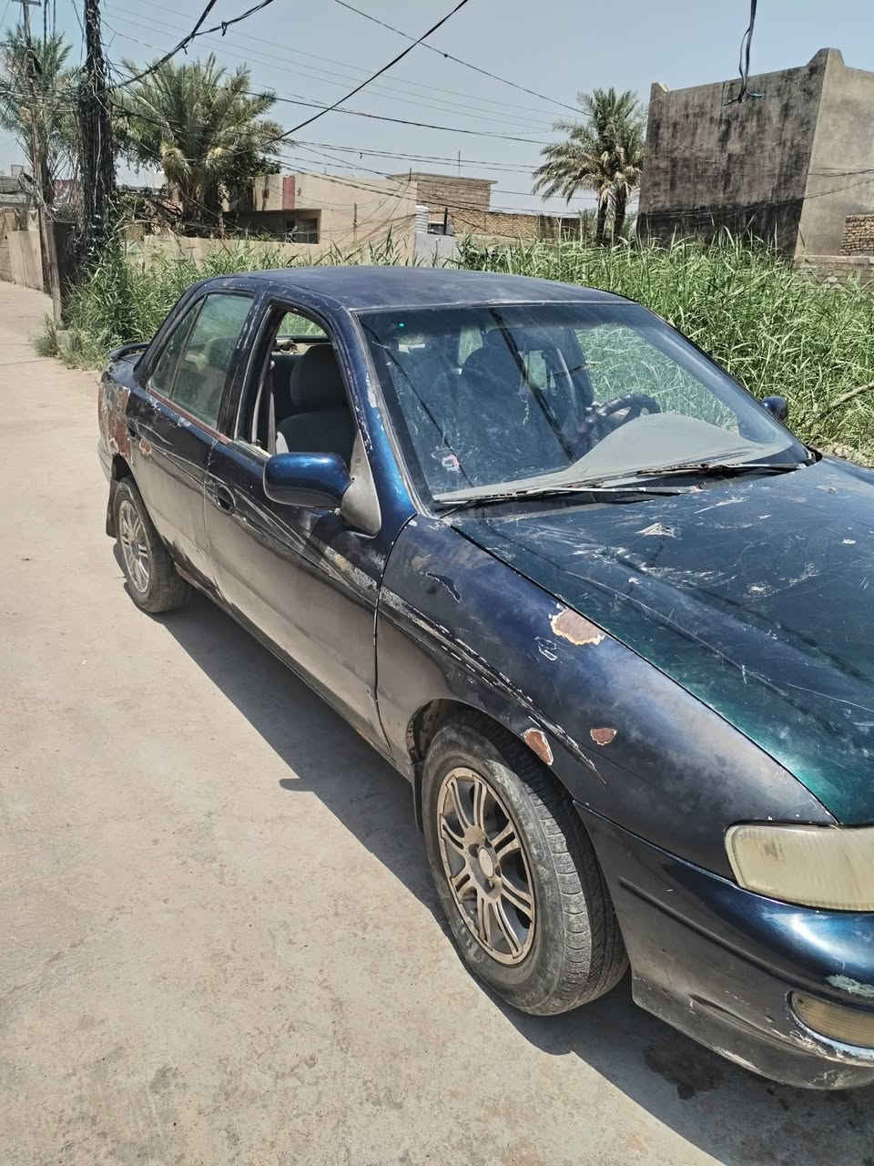كيا سيفيا موديل 95 رقم بغداد طرف ثالث السياره كير مكينه حاويه السياره داخله سمكره عوزه صبغ وصدر مراوس النتره عادي السعر 17 وبيه مجال قليل
***********
