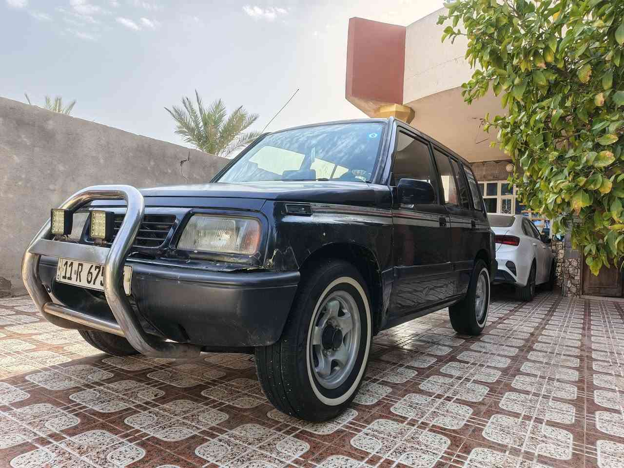 السلام عليكم سيارة سازوكي للبيع موديل 94 السيارة بلادية كير محرك صدر أمامي خلفي كلة جديد تخم تاير جديد شاشة كامرة شغالة سنتر لوك شغال دواخل نضيفة العنوان واسط للاستفسار ***********
