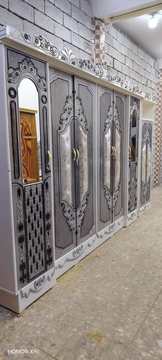 السلام عليكم غرفه كامله ام 6️⃣ بيبان شغل درجه ثانيه نظيفه كلش موديل تركي شغل عراقي الوجه 6 ملم غرفه نظيفه كلش نظافتها 100% جاهزه وكامله مستعمله فقط شهر غرفه كامله وجاهزه اي نقص ما بيها سعر 775 شامل الشد والتوصيل مجاني داخل النجف والشراي يتصل مكاني نجف ناحيه الرضويه قرب الجسر مال الرضويه *********** موجود واتساب
