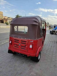 07825831624 07717061570