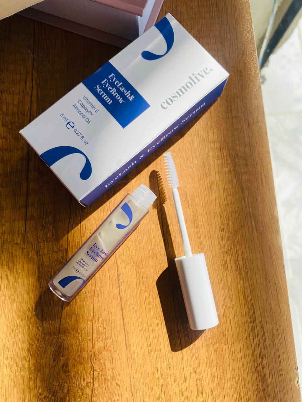 سيروم الرموش والحواجب من كوزمولايف (Cosmolive Eyelash & Eyebrow Serum). 

يغذي السيروم الرموش والحواجب ويساهم في تكثيفها. 

يحتوي السيروم على فيتامين E ومادة الكابيكسيل وزيت اللوز، وهي فوائدها تعزيز نمو الشعر وتقويته. 

يُساعد على جعل الرموش والحواجب أكثر كثافة وامتلاءً وحيوية. 

يُعد هذا المنتج طبيعيًا، حيث يحتوي على مكونات طبيعية بنسبة تصل إلى 94%، وخالٍ من السيليكون. 

سعر القطعة : 10،000 فقط 

#كوزمولايف
#cosmolive


**إذا كنت صاحب هذا الإعلان وتريد حذفه لأي سبب، رجاءا أرسل رسالة إلى الدعم الفني**