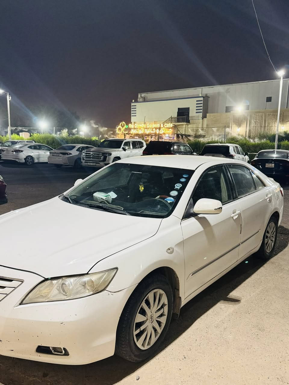 السلام عليكم 
كامري للبيع 
موديل 2008
السعر المطلوب 116 وبيها مجال 
تواصل خاص او اتصل ***********
