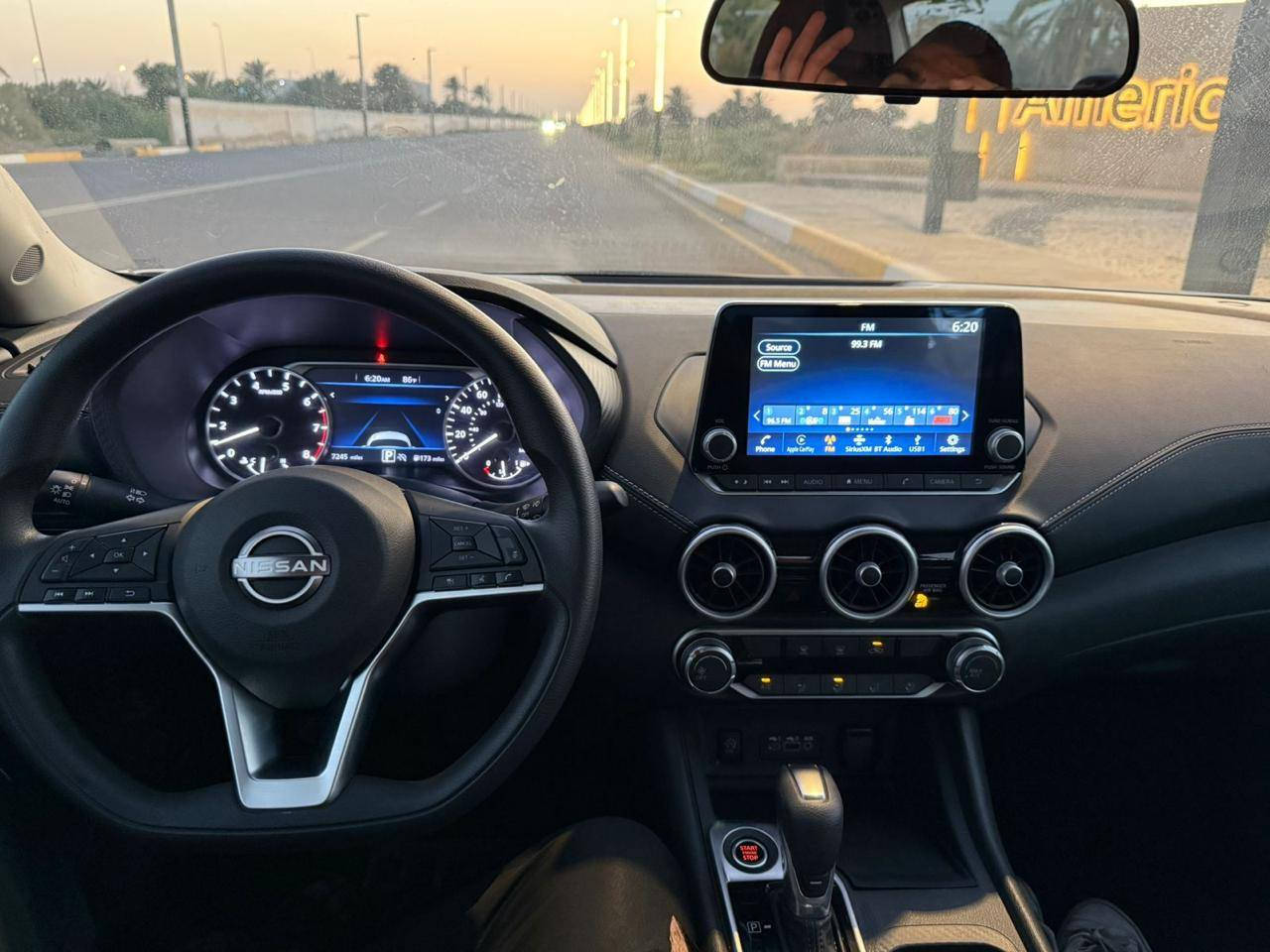 🚗 للبيع: نيسان سنترا 2025 SV
(رقم اربيل)
سيارة نظيفة جداً وبحالة ممتازة، استخدام شخصي ومحافظ عليها بيها برمجة ادفانز من شركة نيسان تمشي عالبانزين العادي بيها 

المواصفات:  
• محرك 2.0 لتر اقتصادي وقوي  
• ناقل حركة أوتوماتيك CVT  
• تشغيل بصمة (Start/Stop)  

• دخول ذكي بدون مفتاح  
• شاشة وسطية مع نظام Apple CarPlay و Android Auto  
• كاميرا دوارة  
• حساسات أمامية وخلفية  
• شاشة معلومات في الدشبول  
• دركة متعددة الوظائف مع تحكم بالصوت والهاتف  
• مثبت سرعة مع رادار تفاعلي   
• تبريد مع مناخين منفصلين أوتوماتيك  
• ويل رياضية قياس 16 إنج  
• أضواء أمامية وخلفية  
• مرايا جانبية كهربائية مع إشارات  
• نظام تحذير الخروج عن المسار  
• نظام النقطة العمياء  
• نظام الفرملة الطارئة    

✔️ السيارة فوول مواصفات ماعدا فتحة السقف  
✔️ بحالة ممتازة جداً ولا تحتاج أي مصروف
السيارة ماشية 47الف كيلو 
 :رقم الشاصي 
📍الموقع: بغداد
📞 للتواصل والاستفسار: (***********)  

تحويل مباشر السيارة باسمي والسيارة دهن الكير مبدل جديد والتخم جديد
