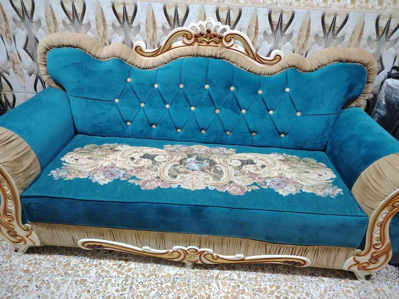 تخم  ونص   ١٥ مقعد نضيف كلش خشب ثقيل تفصال مكان زعفرانيه


**إذا كنت صاحب هذا الإعلان وتريد حذفه لأي سبب، رجاءا أرسل رسالة إلى الدعم الفني**