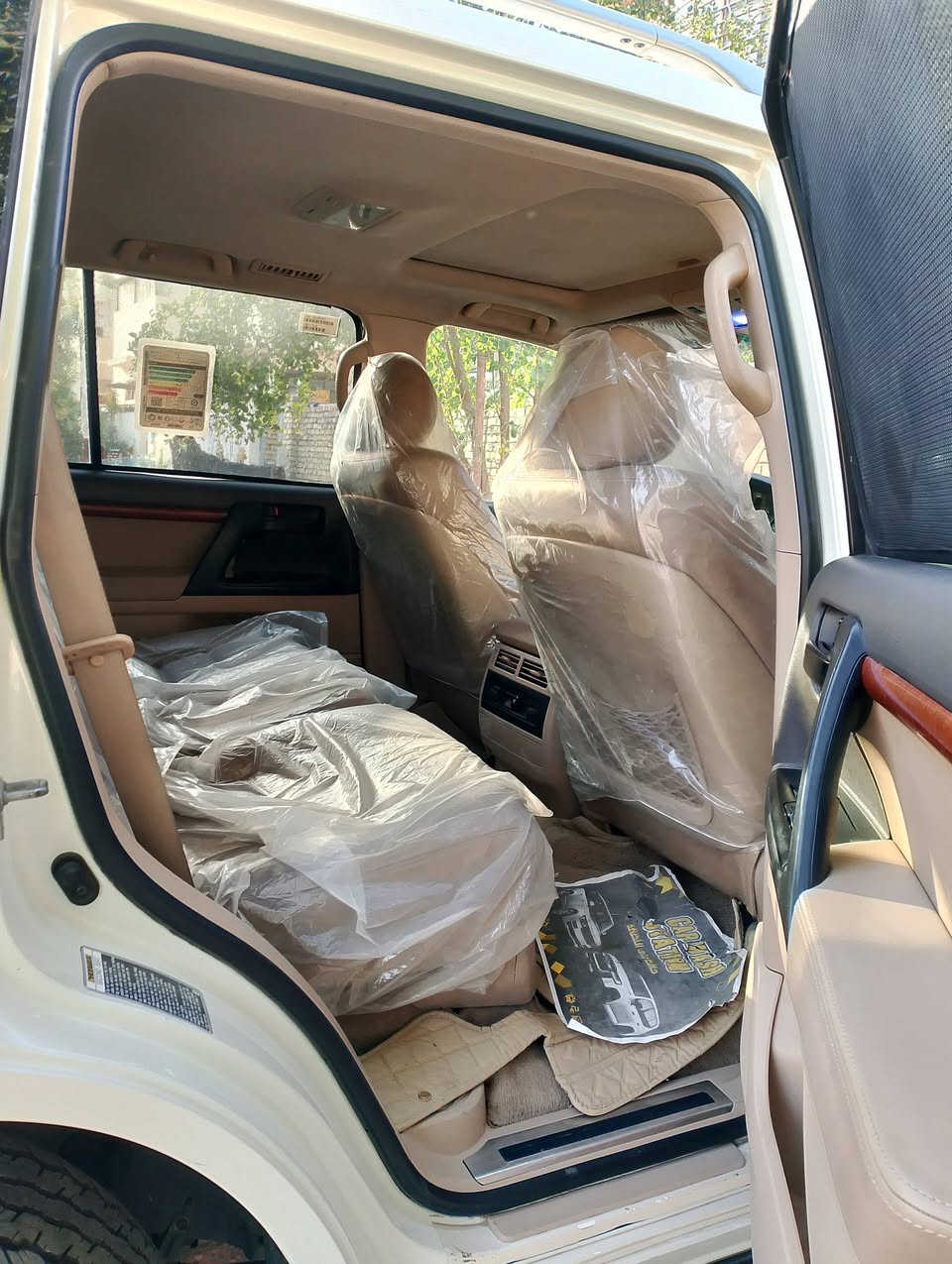 سلام عليكم لاندكروز اللبيع 2013اصل فول واحد عل واحد فقط بنيد مفتوح بدون تبديل التفاصيل اكثر ***********السعر 350
