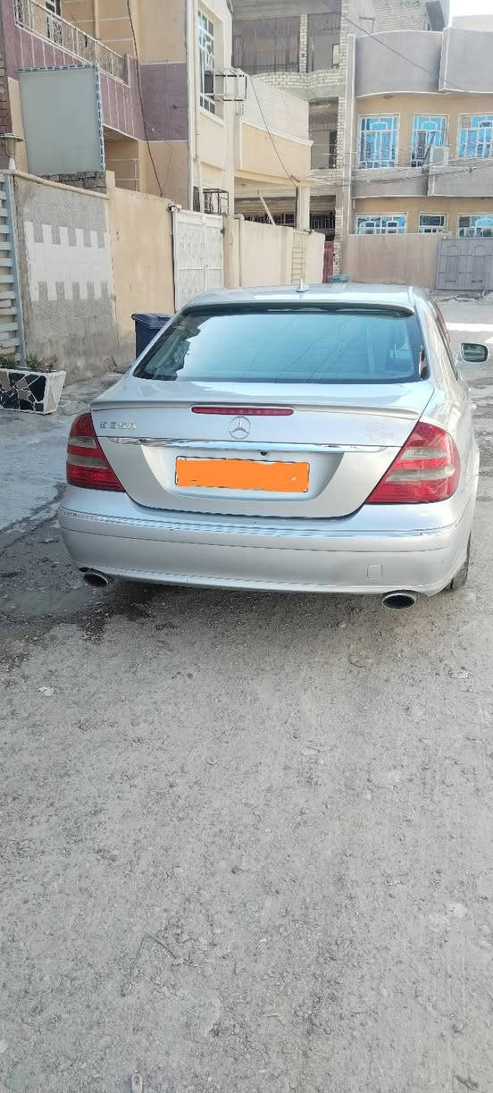 للبيع W211 موديل 2008 E350
السيارة وارد امريكي كلين مكفوله من الصبغ والضربه بارد فقط هلال جالمغ الخلفي كامل مواصفات محرك كير صدر جديد تدفئه كشن امامي فتحه سقف بردة خلفيه وبردات جانبيه ستيرن كهرباء  وباقي المواصفات معروفه السيارة بالواقع احله من الصور  رقم اربيل مكان السيارة بغداد
السعر 155 وبي مجال 
***********
***********
