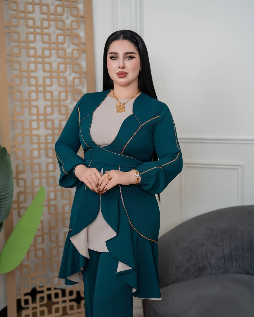 طقم يجنن 🔥😍
للحجز على واتساب الرقم
***********
السعر ٥٠ وتوصيل مجاني
القياسات :-  من وزن 60 الى وزن 100
ج .
