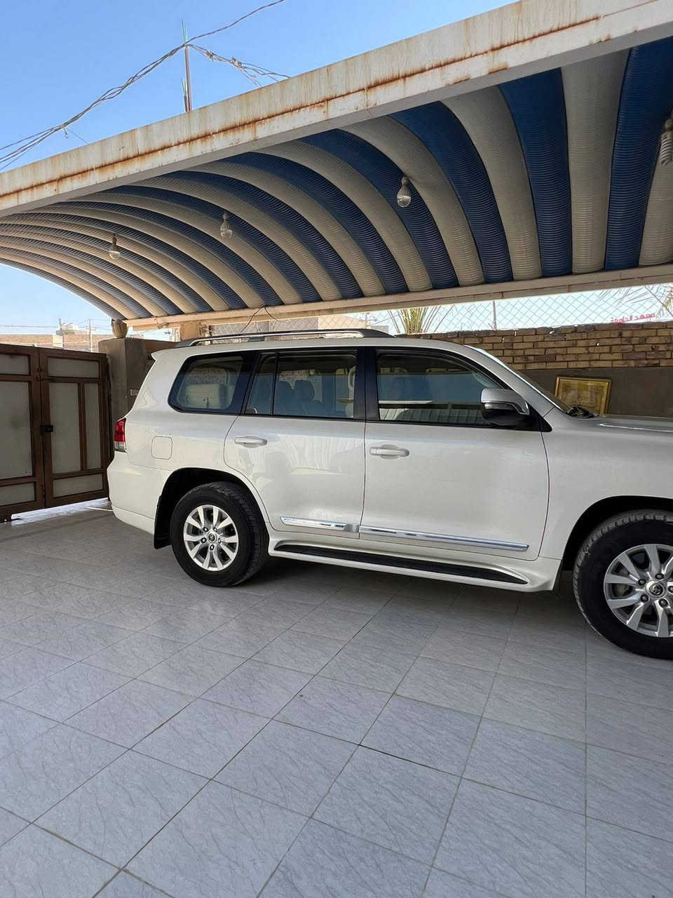 السلام عليكم. تيوتا لاندكروز. 2016. بريم. اصلي   كفاله عامه. سنويه. 2030 باسمي  هزه وارقام جدد
مكفولة مكينه وكير وحداديه. مكفول  ماشيه 139
 السعر 490 
مكانها ديوانيه حي الجامعه 
***********
