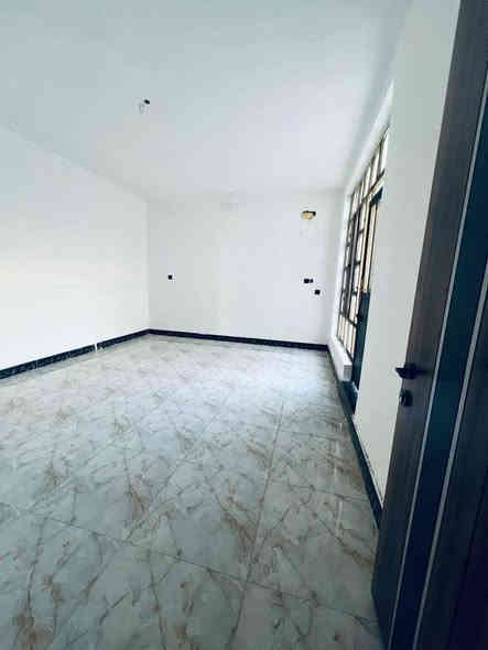 #دار للبيع
السلام عليكم دار للبيع مساحته 240 واجهة 8 متر نزال 30 متر  الدار 
طابقين كل طابق يحتوي على /
 الطابق الاول / كراج وحديقة  واستقبال وهول  وحمام ومطبخ وغرفه نوم  ومنور عدد2 
يحتوي الطابق الثاني / غرفه نوم عدد 3 مع هول وحمام 
 و سطح كبير
موقع الدار / الغزالية شارع مدير الامن مربع الطاقة موقعه كلش راقي وشارع عرضة 12 متر 
للاستفسار الاتصال بالرقم / 
***********    ابو كرم 
او زيارة مكتب الدولية في الغزالية شارع البدالة مقابل عيادة الدكتور عمر ماجد المشهداني ...
#الدولية_للعقار #الغزالية #العامرية #الخضراء #حي_الخضراء #المنصور #عقارات #منازل #بيوت_للبيع #بغداد #الكرخ #العراق #منزل #بيت_للبيع #اعلان #للبيع
