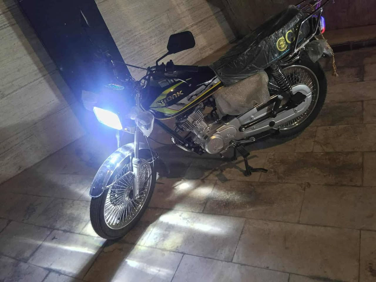 للبيع 4 كير موديل 2025 زيرو
مكاني بغداد شعله سلاميات
سعر 800 وبيها مجال


**إذا كنت صاحب هذا الإعلان وتريد حذفه لأي سبب، رجاءا أرسل رسالة إلى الدعم الفني**