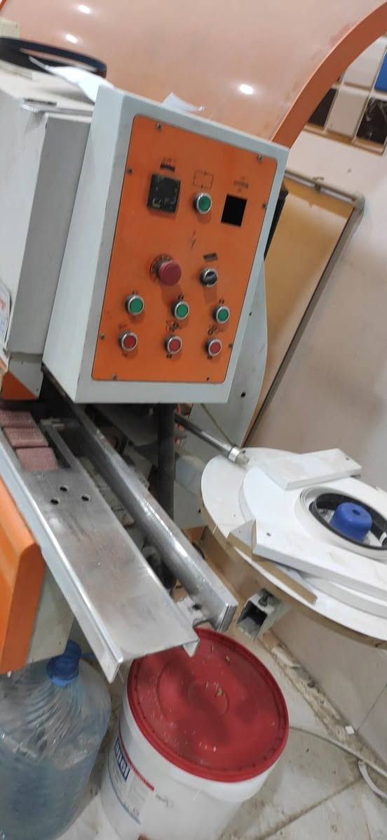 متوفر
لاصقة 3مراحل شركة اوز باشكانت توركی 
فریزة
مودیل 2017
طوزخورماتو
رقم***********
