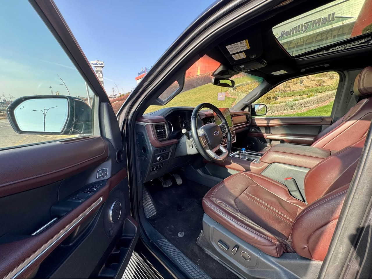 کوردی / عربی 

‎بسم الله الرحمن الرحيم
FORD EXPDETION LIMITED MAX 2022
فۆڕد ئێکسپدێشن مۆدێل ٢٠٢٢ فول مواسەفات 
ماشەڵا سەیارەیەکی بە قوەت و بێ دەنگ و مناسب
٦ پستۆنی توین تۆڕبۆیە هێزی ٣٢٠ ئەسپ مەرغوب
سەنەویو رەقەمی تازەیە تا 2030 بە ناوی خۆمەوەیە 
فول vip یەو ماکسە واتا سەیارەکە لارجە 
تەنها 18 هەزار میل ڕۆشتوە 

نرخی خوار هەموو بازار 💵(( 238 )) 💵وەرەقە  

مواسەفات لیمتد :
پانۆراما و ٥ بەصمە و شەغال و سنوق جەگ
شاشە گەورە و گێچ دیجیتاڵ و کامێرا و حاسە 
٣٦٠ پلە ڕادار و ساوند سیستەمی B&O🔊 
کوشن جلد و تەبرید و ٤ کوشن هیتەر و کارەبا و خەزن
سوکان جلد و هیتەر و گێڕی سپۆرت و گێڕ ڤۆلیۆم 
تاک ئەکسلە و ٥ مۆدی لێ خوڕینی هەیە 
٧ نەفەری فول vip و کوشنەکانی دواوە کارەبا 
تەبرید ٤ زۆن و تەبرید مەرکەزی ❄️
زۆر مواسەفاتی تر ….

سەیارەکە ٣ پارچە بۆیاخەو جێ جێ pdr ی هەیە 

ڤیدۆی کاملی سەیارەکەم لایە کڕیار داوا بکات ✅

📍شوێن : سلێمانی 

***********☎️
ڤایبەرو واتسئاپی لەسەرە 

————————————————————-
فورد اكسبديشن موديل ٢٠٢٢ مواصفات لمتد ماكس 

ماشآءالله سيارة كبيرة و قوية و سعر مناسب 
محرك ٦ سلندر توين توربو ٣٢٠ قوة حصانية 
سنوی و رقم جدید حتي ٢٠٣٠ و تحويل مباشر 
تترقم شمالي فقط و ماشي ١٨  الف ميل فقط 
فول مواصفات و فول vip و سيارة طويل ماكس

سعر 💵(( 238 ))💵ورقة و جوة كل سوق 🔥

مواصفات معروفة:
بانوراما و ٥ بصمة و تشغيل عن بعد و سندوق جك 
شاشة كبير و گيج إلكتروني و كاميرا و حساس 
٣٦٠ درجة رادار و سيستم سماعة B&O 🔊
كشن جلد و كهربائي و تبريدو ٤ تدفئة وخزن و چوب
گير فوليوم و ستيرن جلد و كهربائي و تدفئة 
سيارة توو ويل و بيها ٥ نضام قيادة 
٧ راكب فول vip و كشنات خلفي كهربائي 
تبريد ٤ زون و تبريد مركزي ❄️
بعد هواي مواصفات…..

عندي فيديو كأمل سيارة شراي آطلب عن واتساب 

سيارة بيها ٣ قطعة صبغ و مكانات pdr 

📍مكان: سليمانية 

***********☎️
فايبر و واتساب موجود السليمانية, العراق
