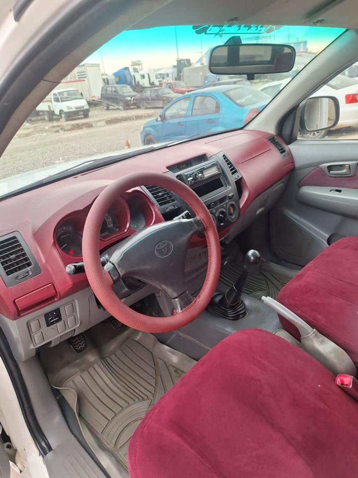 للبيع تويوتا هايلوكس موديل 2006صعودي شاصي 19رةقمة سليمانية بسمي بشرط طحويل كفالة عام سعرة 128$مكان كلار ***********
