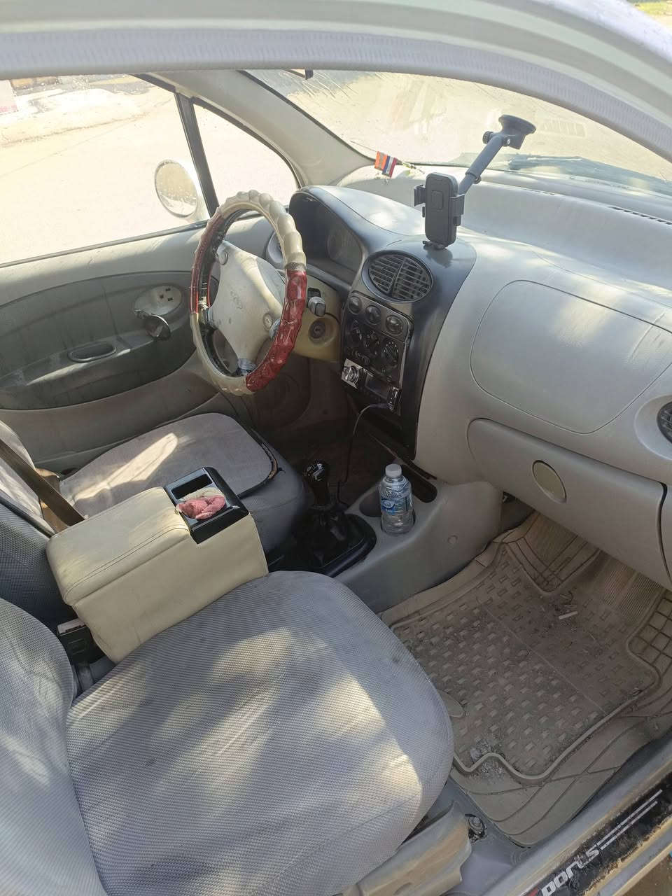 سياره شيري للبيع يوم راوس موديل 12 سعر 26 مراسل ماسنجر على الواتساب. ***********
