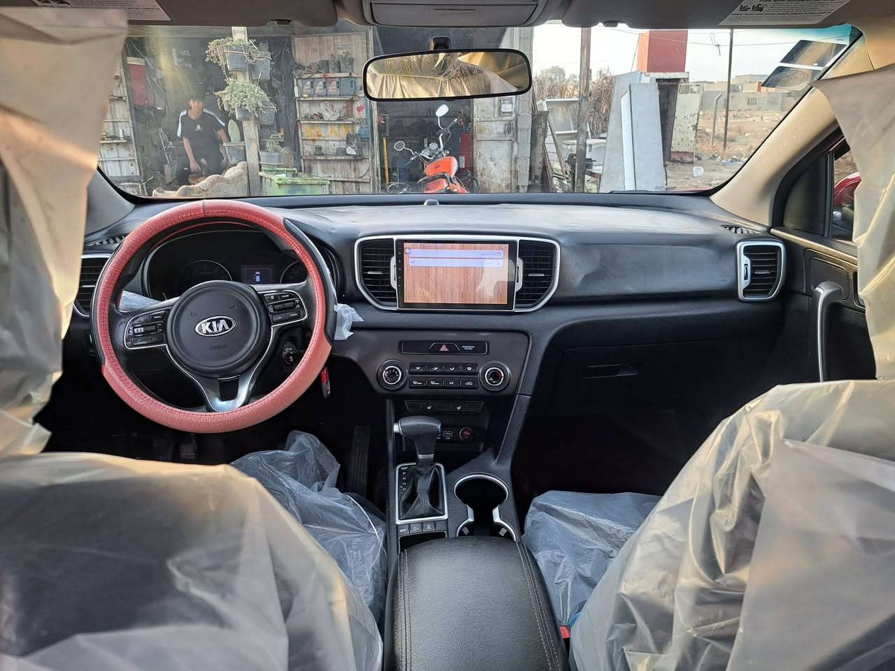 السلام عليكم
كيا سبورتج 2017 كندي محرك 2400 gdi
للبيع مكاني بغداد سبع اقصور قرية المسعودي 
السعر 165 بيه مجال
رقم ***********
