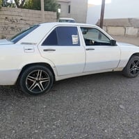 للبيع • ماركة غير محددة • تفاصيل ناقصة