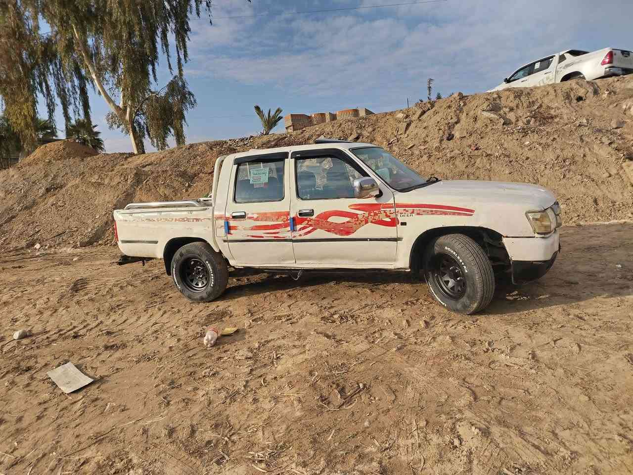 السلام عليكم
بكم دير موديل 2006 منفيس محرك كروسيدا المحرك بي بدايه صرف صدر جديد تايرات ٤ جدد كير اكسل شاصي كلها شرط
للبع السعر ٢٥ وبي مجال شي قليل
ملاحضه السياره مصبوغه عام 

الاستفسار ***********
مكان السياره الشرقاط الخصم
