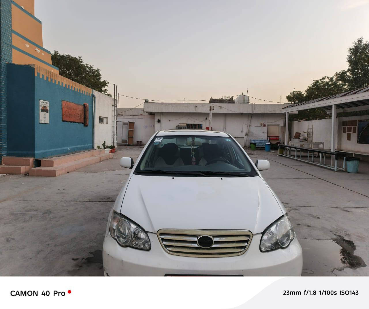 سيارة بي واي ديF3    2012ابلادية ماعدا الدعاميات   تفريد فريز  شاشة كير كادي  السيارة بسمي    *********** السعر ٦٠ او بيها مجال قليل
