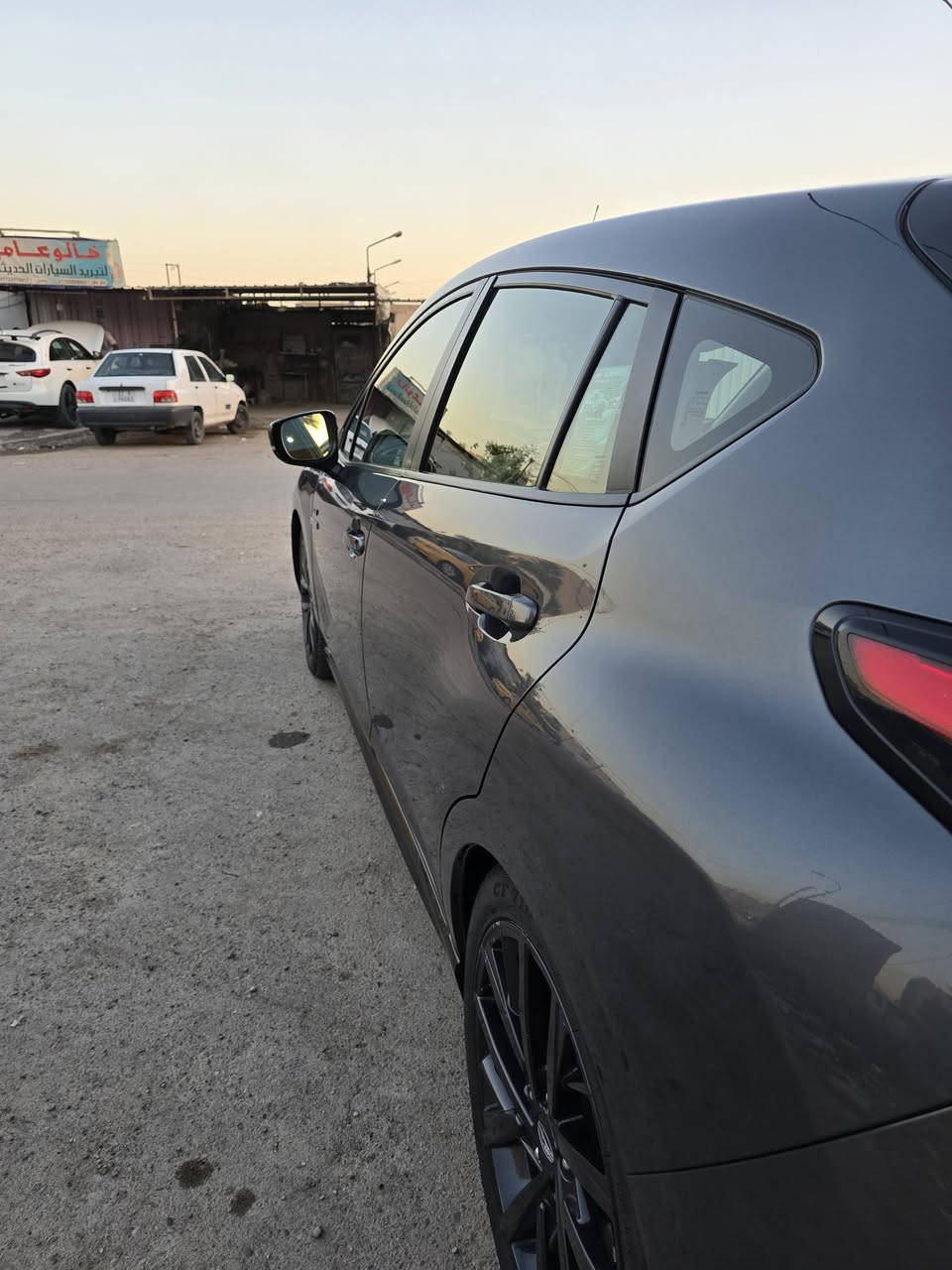 سلام عليكم سوبارو امبريزه موديل 24RS
محرك 2500 
ماشيه 30الف كيلو
حادثها واضح بلصور وبيها تعديل ابدايه لشاصي شي بصيط ولمكينه وجها مفتوح بسبب كسر بصيط وملحوم نفسه بلادي
لسياره خير من الله  ادوانز ابد مابيها
سعرها ١٣٠وبيها مجال 
مكان لسياره بغداد لبياع 
***********
