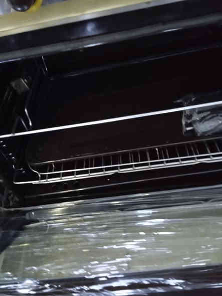 طباخ كريازي ٥مشاعل جدا نظيف  هفلان قرب جامع سيد طيب  ***********
