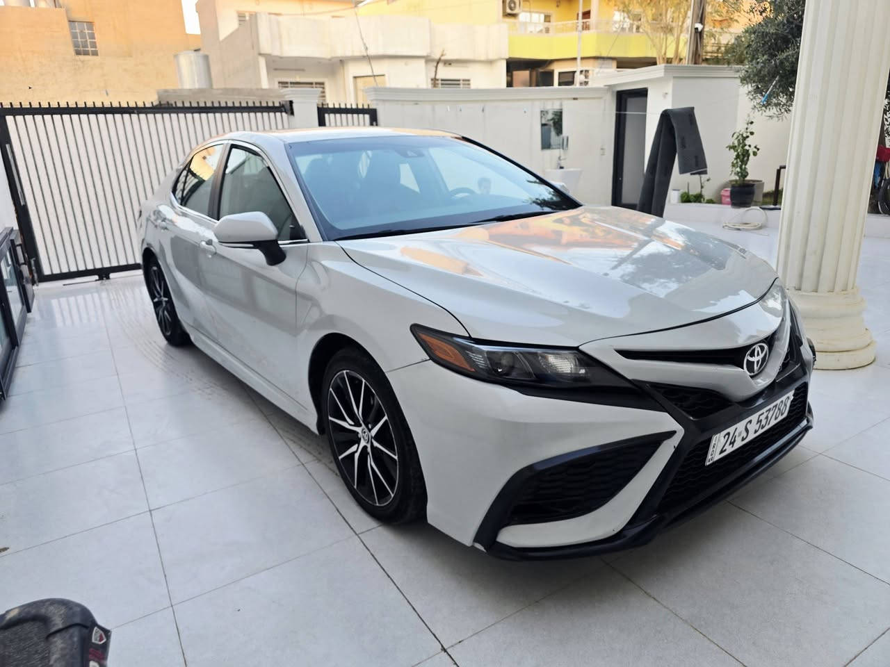 كامري امريكي موديل 2023 SE سموك
ماشي ٥١ الف 
بونيد صبغ 
ارباك راجع بلادي 
مكانها كركوك شوراو 
سعر ١٩٨ 
***********  واتساب
